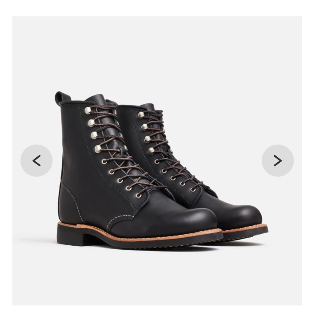 SILVERSMITH
WOMEN'S SHORT BOOT IN BLACK BOUNDARY LEATHER